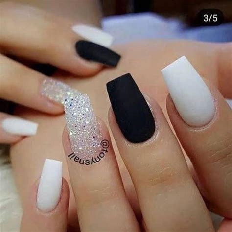 uñas negras y nude|95 ideas de Uñas negras 